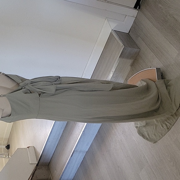 SHOW ME YOUR MUMU Moss Green Lauren Tie Ruched Spaghetti strap Long M Maxi Flare - Picture 9 of 10